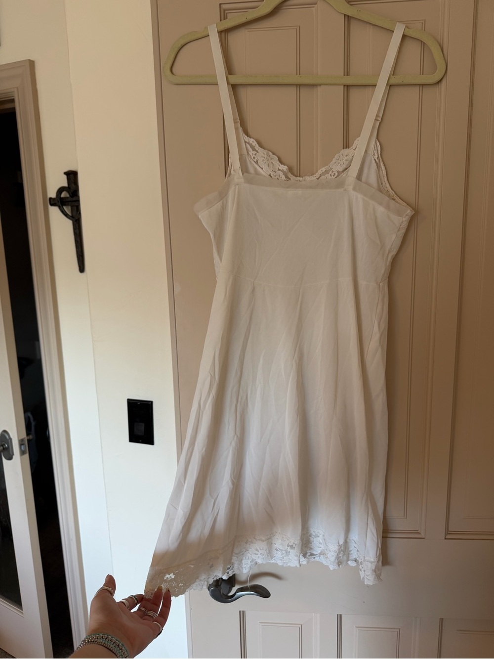 Vintage Cream Lace-Trim Slip - Picture 4 of 6